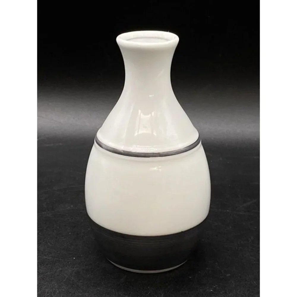 Saikai Japanese 4.5” Sake Bottle White & Gray
